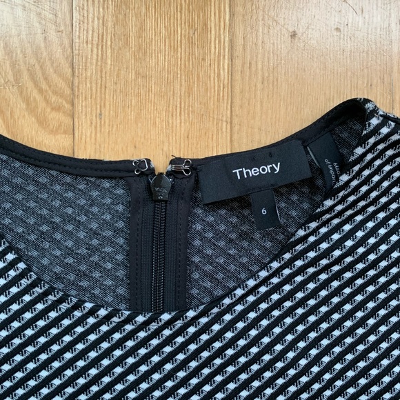 Theory dress | size 6 - Picture 4 of 4